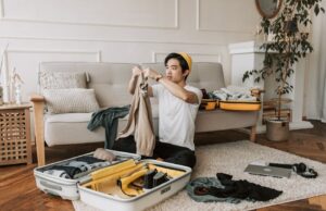 Don’t Squash the Stetson: Pro Packing Tips for Travelers cowboy hat packing tips