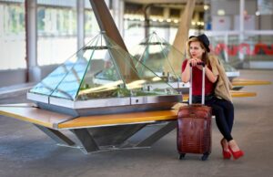 Hard Shell vs Soft Bag: The Best Cowboy Hat Carriers cowboy hat travel case at airport