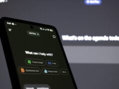 The New Siri: Inside Apple’s ChatGPT Rival and Its Auto-Delete Feature The new Siri iOS 27 interface on iPhone with Apple Intelligence chatbot