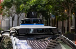 The Smart Drive: AI and Autonomous Vehicles AI autonomous vehicle navigating city streets